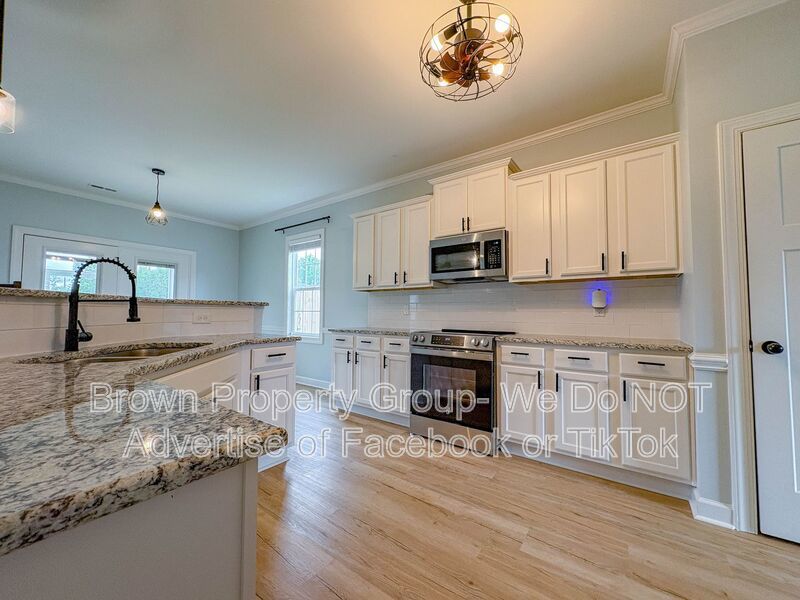 ?MOVE-IN SPECIAL FIRST TWO WEEKS RENT FREE!  20 MINUTES FROM SOUTHERN PINES property image