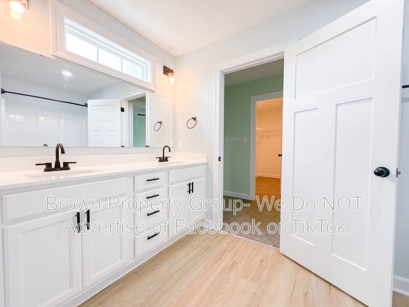 ?MOVE-IN SPECIAL FIRST TWO WEEKS RENT FREE!  20 MINUTES FROM SOUTHERN PINES property image