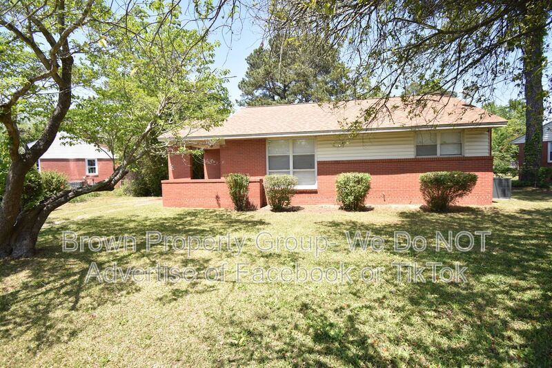 2 Bedroom and 1 Bath Home (No Pets) property image