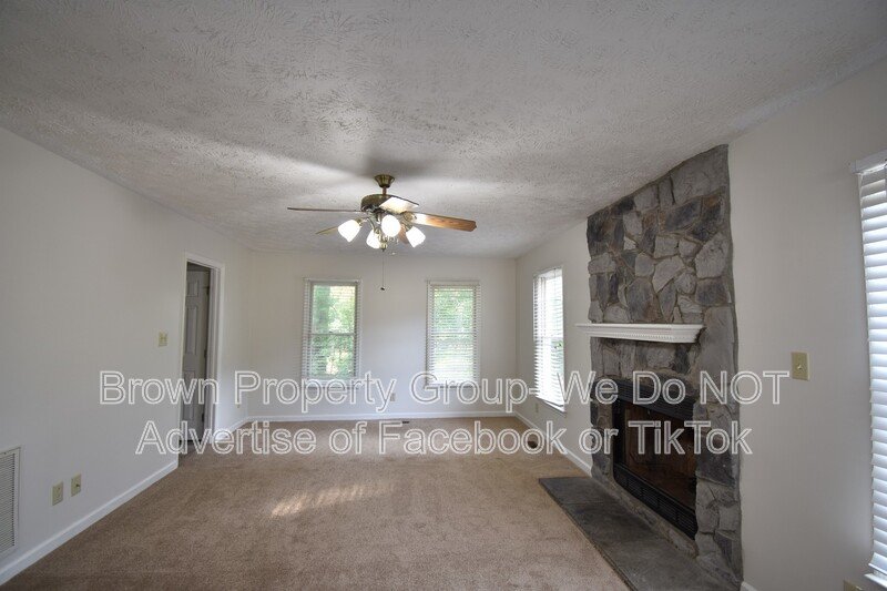 COMING SOON!! 3 Bedroom and 2.5 bath Home property image