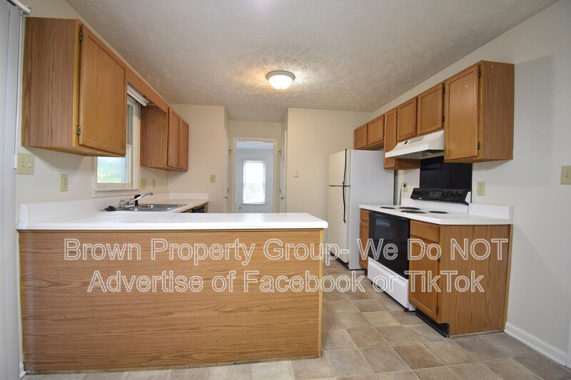COMING SOON!! 3 Bedroom and 2.5 bath Home property image