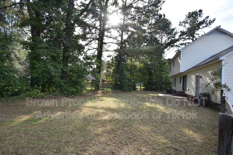 COMING SOON!! 3 Bedroom and 2.5 bath Home property image
