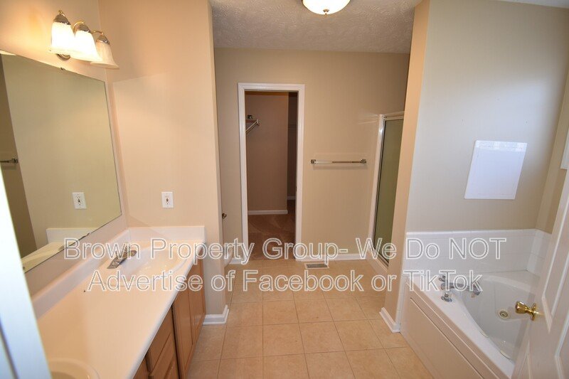 3 Bedroom and 2 Bath- Bonus Room (No Pets) property image