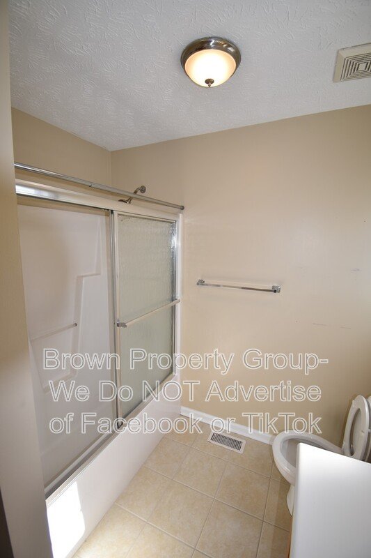 3 Bedroom and 2 Bath- Bonus Room (No Pets) property image