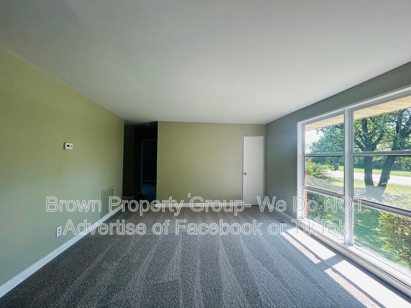 2 Bedroom and 1 Bath Home (No Pets) property image