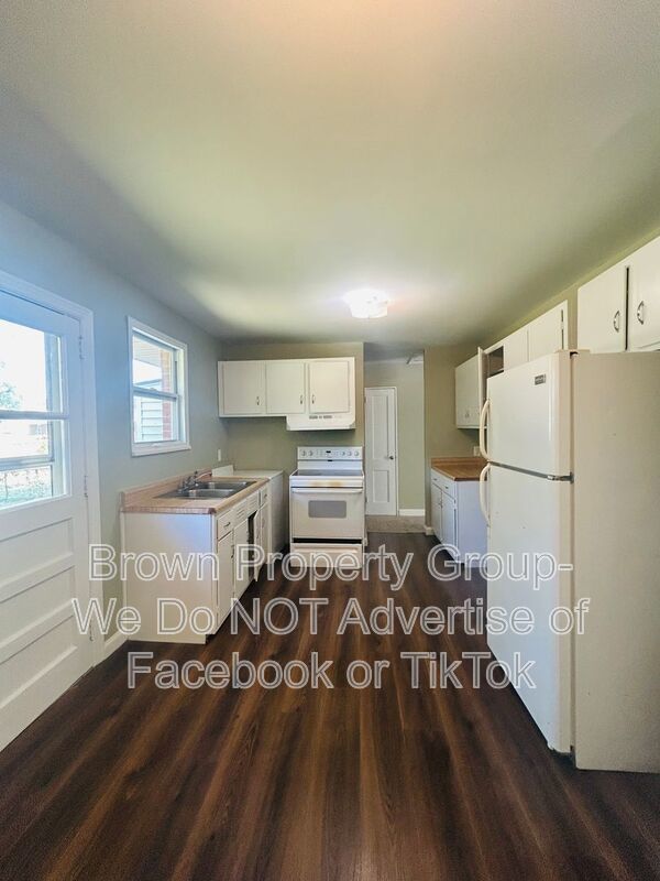 2 Bedroom and 1 Bath Home (No Pets) property image