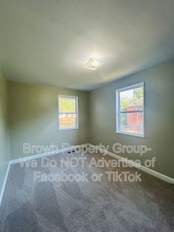 2 Bedroom and 1 Bath Home (No Pets) property image