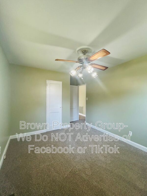2 Bedroom and 1 Bath Home (No Pets) property image