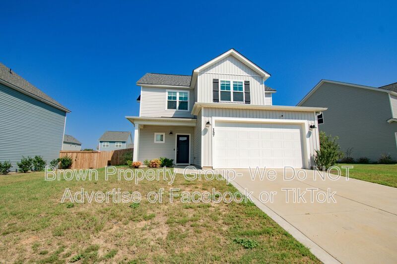 MOVE-IN READY! Three Bedroom Two and a Half Bathroom New Build! property image