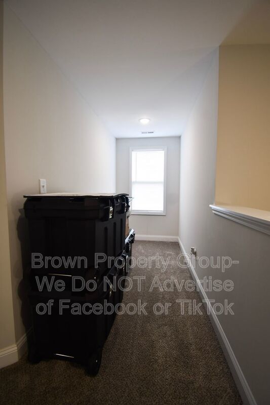 Coming Soon~ 5 Bedroom 3.5 Bathroom property image