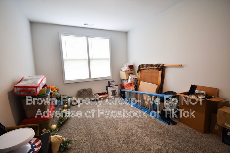 Coming Soon~ 5 Bedroom 3.5 Bathroom property image