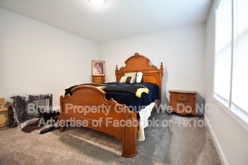 Coming Soon~ 5 Bedroom 3.5 Bathroom property image