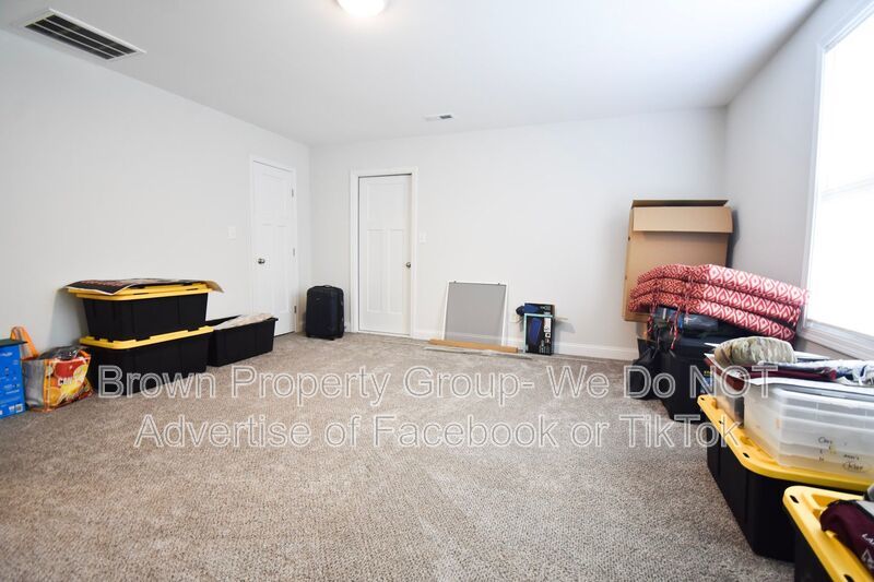 Coming Soon~ 5 Bedroom 3.5 Bathroom property image