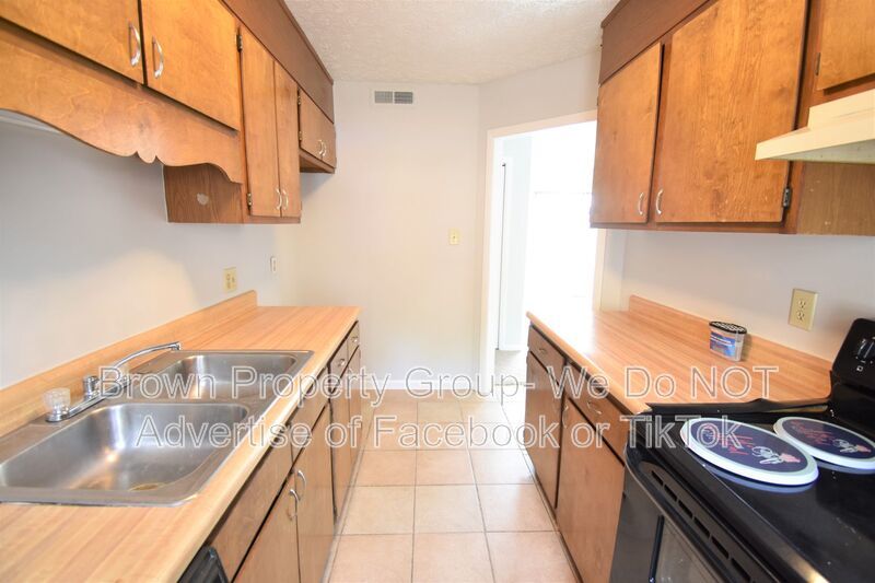 Coming Soon: 2 Bedroom, 2 Bathroom Duplex (No Pets) property image