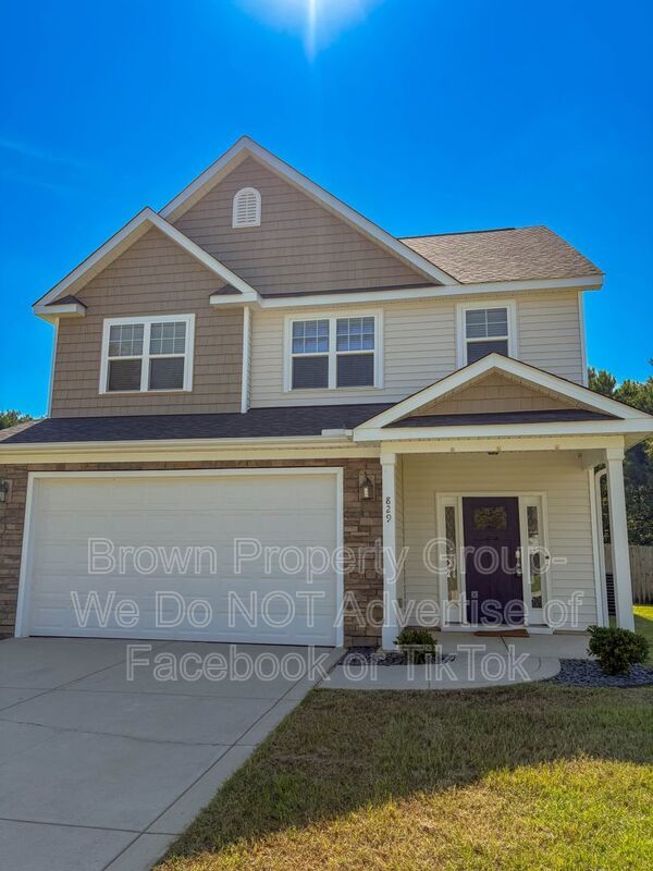 FOUR BEDROOM, 2.5 BATHROOM property image