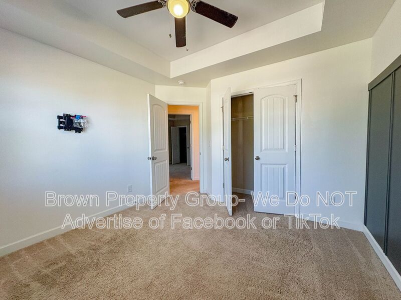 FOUR BEDROOM, 2.5 BATHROOM property image