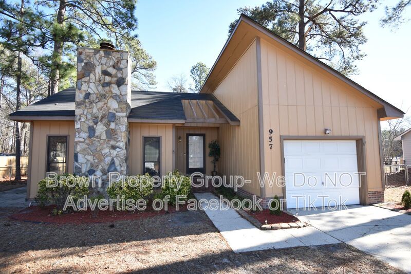 Coming Soon: 3 Bedroom 2 Bath Home (Pets Considered) property image