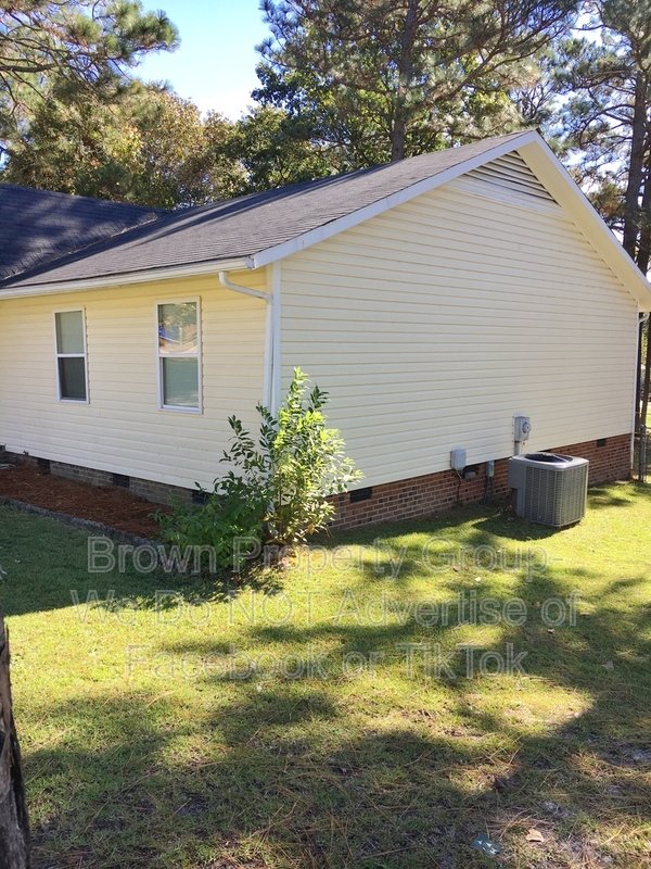 COMING SOON~3 Bedroom and 2 Bath- Deerfield (No Pets) property image