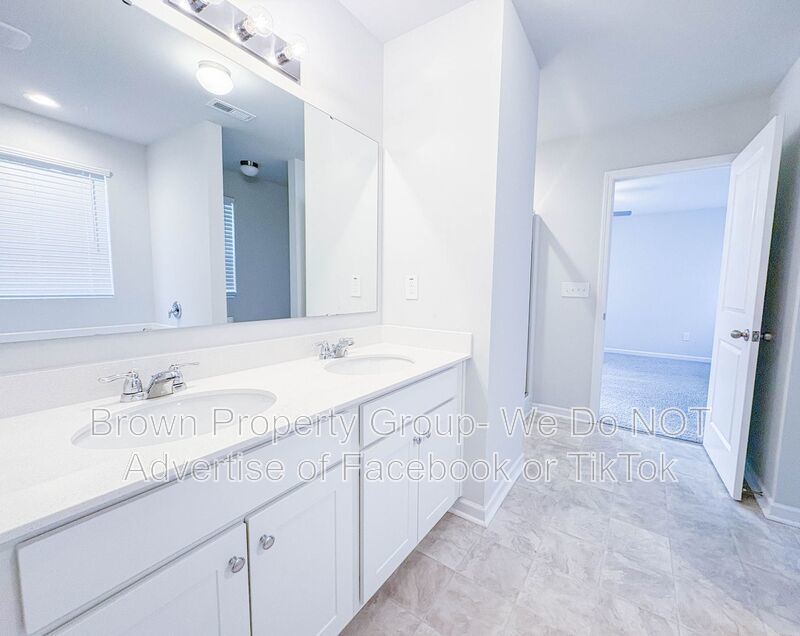MOVE-IN SPECIAL: Get TWO WEEKS FREE off your first full month’s rent! property image