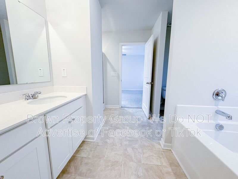 MOVE-IN SPECIAL: Get TWO WEEKS FREE off your first full month’s rent! property image