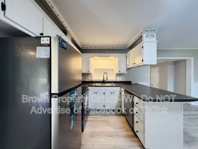 3 Bedroom 2 Bathroom- No Pets property image