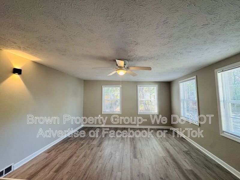 3 Bedroom 2 Bathroom- No Pets property image