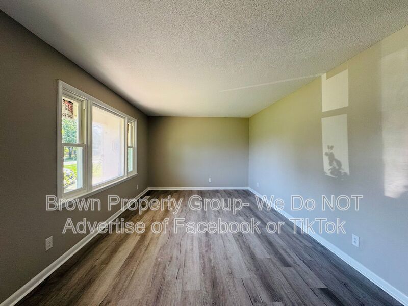 3 Bedroom 2 Bathroom- No Pets property image