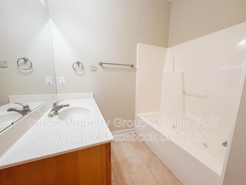 2 Weeks Free on First Full Months Rent~ 3 Bedroom 2.5 Bathroom Townhome~ Large Corner Lot property image