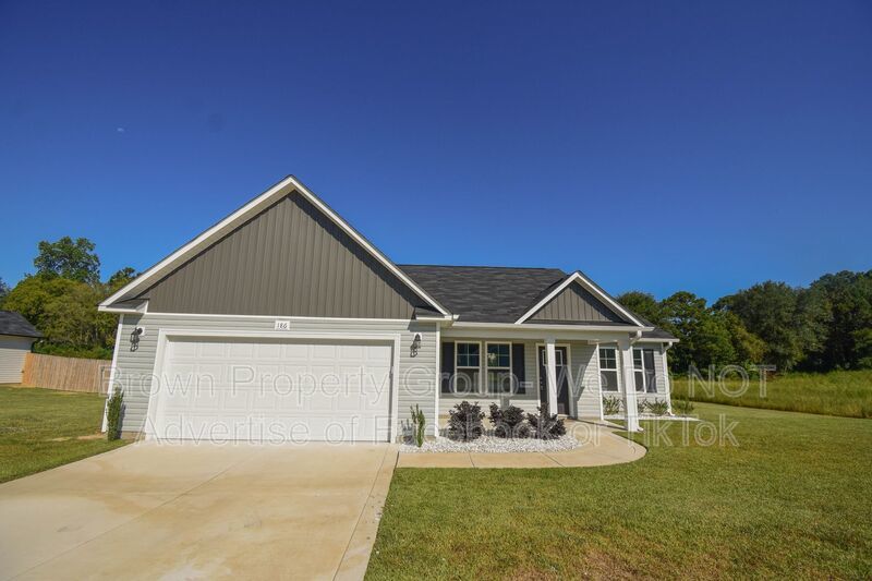 Coming Soon-3 Bedroom 2 Bathroom- Pets Negotiable property image