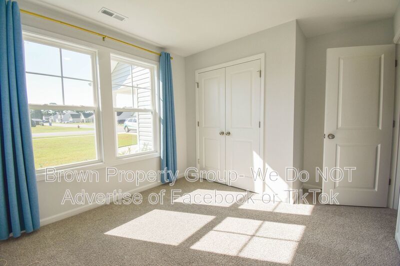 Coming Soon-3 Bedroom 2 Bathroom- Pets Negotiable property image
