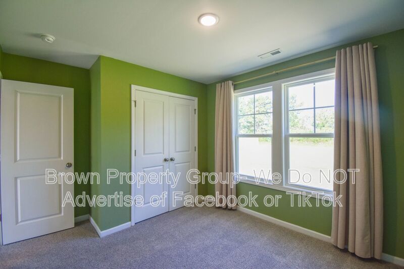Coming Soon-3 Bedroom 2 Bathroom- Pets Negotiable property image