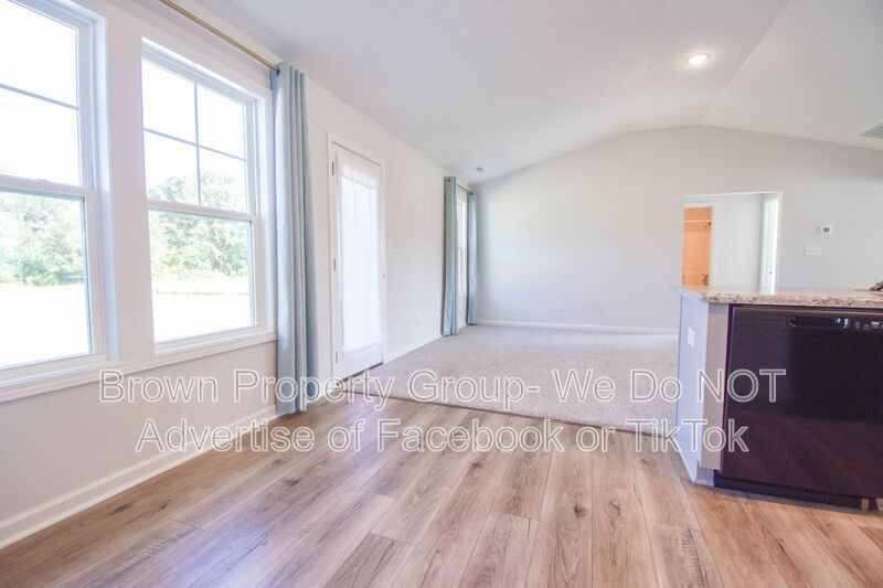 Coming Soon-3 Bedroom 2 Bathroom- Pets Negotiable property image