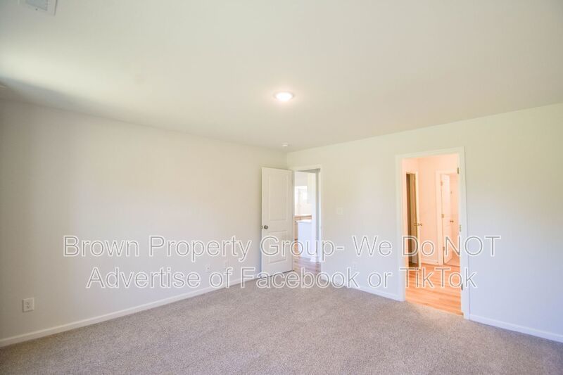 Coming Soon-3 Bedroom 2 Bathroom- Pets Negotiable property image