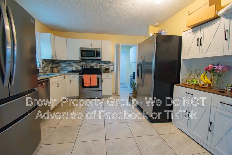 Coming Soon! 3 Bedroom 2.5 Bathroom Near Fort Bragg! Pets Allowed property image
