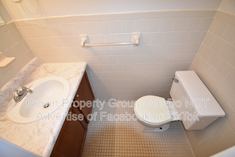 Coming Soon! 2 Bedroom and 1.5 Bath Apartment- Quiet Neighborhood- Two Weeks Free Rent! property image