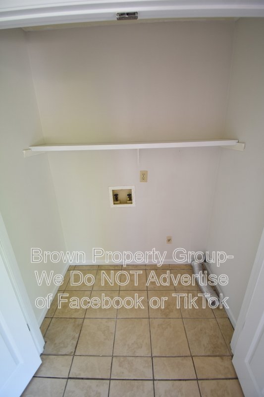 Coming Soon! 2 Bedroom and 1.5 Bath Apartment- Quiet Neighborhood- Two Weeks Free Rent! property image