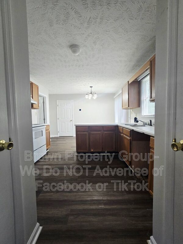 Two Story Single Family in Raeford NC- 3 Bedroom and 2.5 bath Home property image