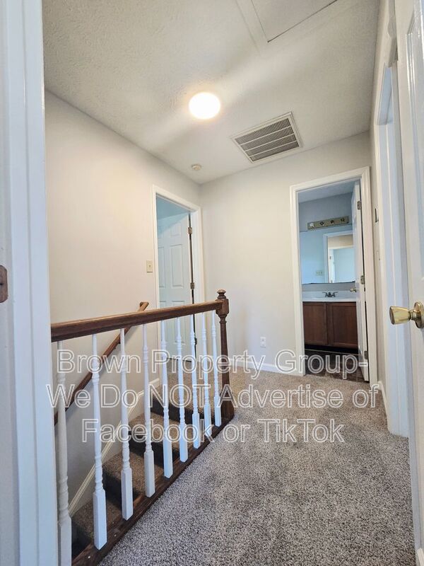 Two Story Single Family in Raeford NC- 3 Bedroom and 2.5 bath Home property image