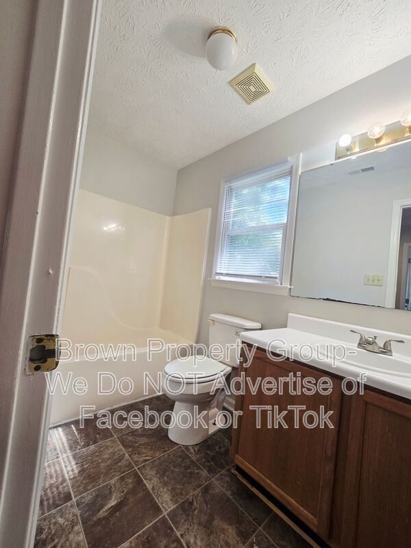 Two Story Single Family in Raeford NC- 3 Bedroom and 2.5 bath Home property image