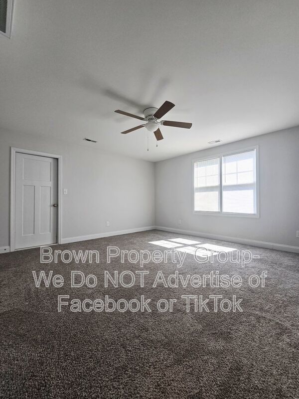 Move In Ready~ 5 Bedroom 3.5 Bathroom property image