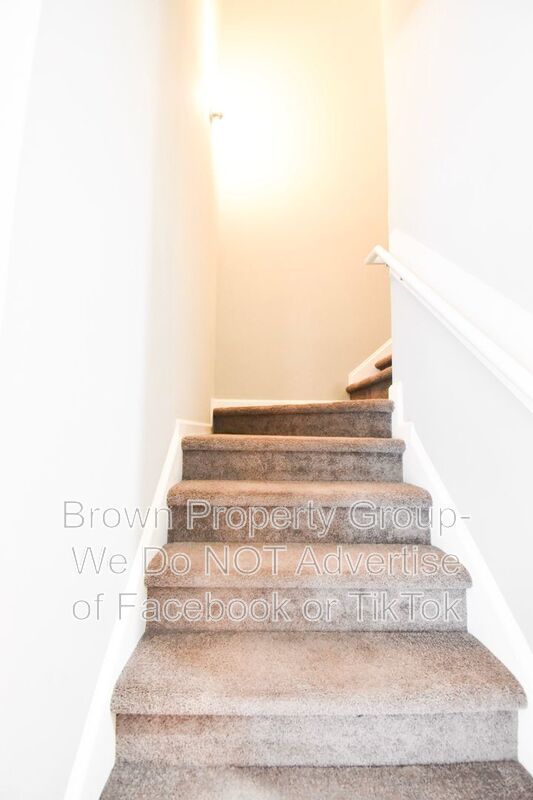 Coming Soon-3 Bedroom 2.5 Bathroom Home- Pets Allowed property image