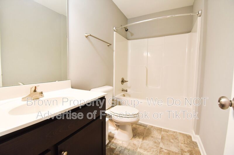 Coming Soon-3 Bedroom 2.5 Bathroom Home- Pets Allowed property image