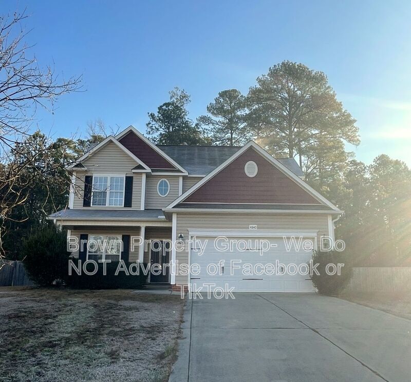 3 BEDROOM 2 BATHROOM - PETS CONSIDERED property image