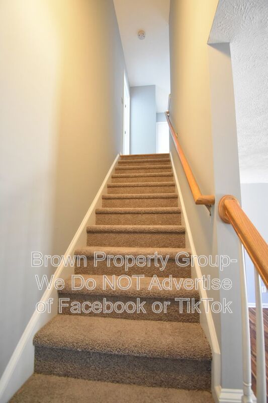 3 BEDROOM 2 BATHROOM - PETS CONSIDERED property image