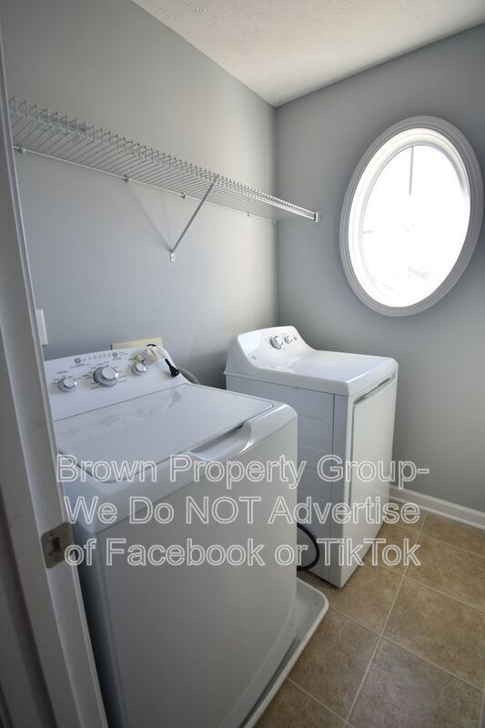 3 BEDROOM 2 BATHROOM - PETS CONSIDERED property image