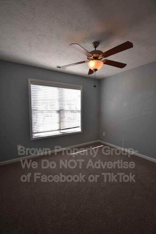 3 BEDROOM 2 BATHROOM - PETS CONSIDERED property image