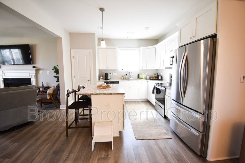 4 Bedroom 3.5 Bath, No Pets property image