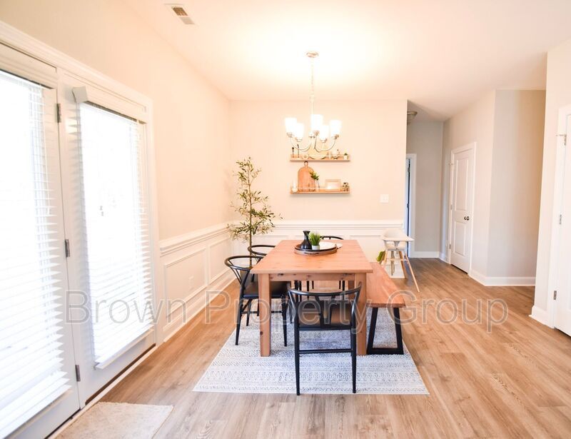 4 Bedroom 3.5 Bath, No Pets property image