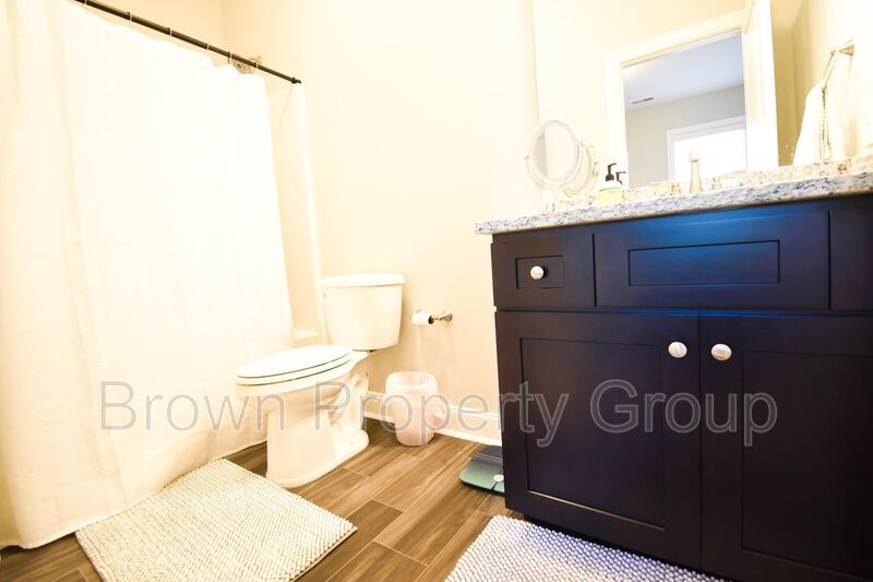 4 Bedroom 3.5 Bath, No Pets property image