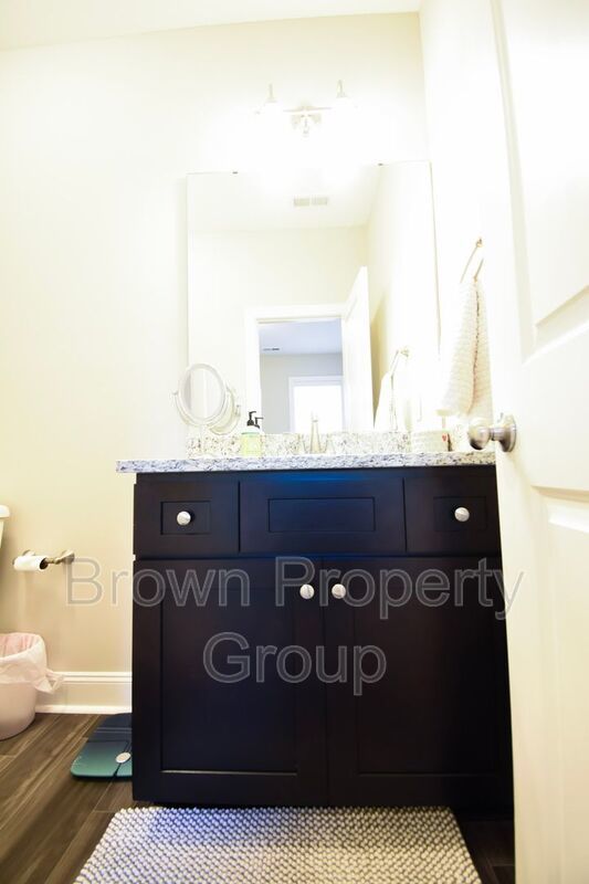 4 Bedroom 3.5 Bath, No Pets property image